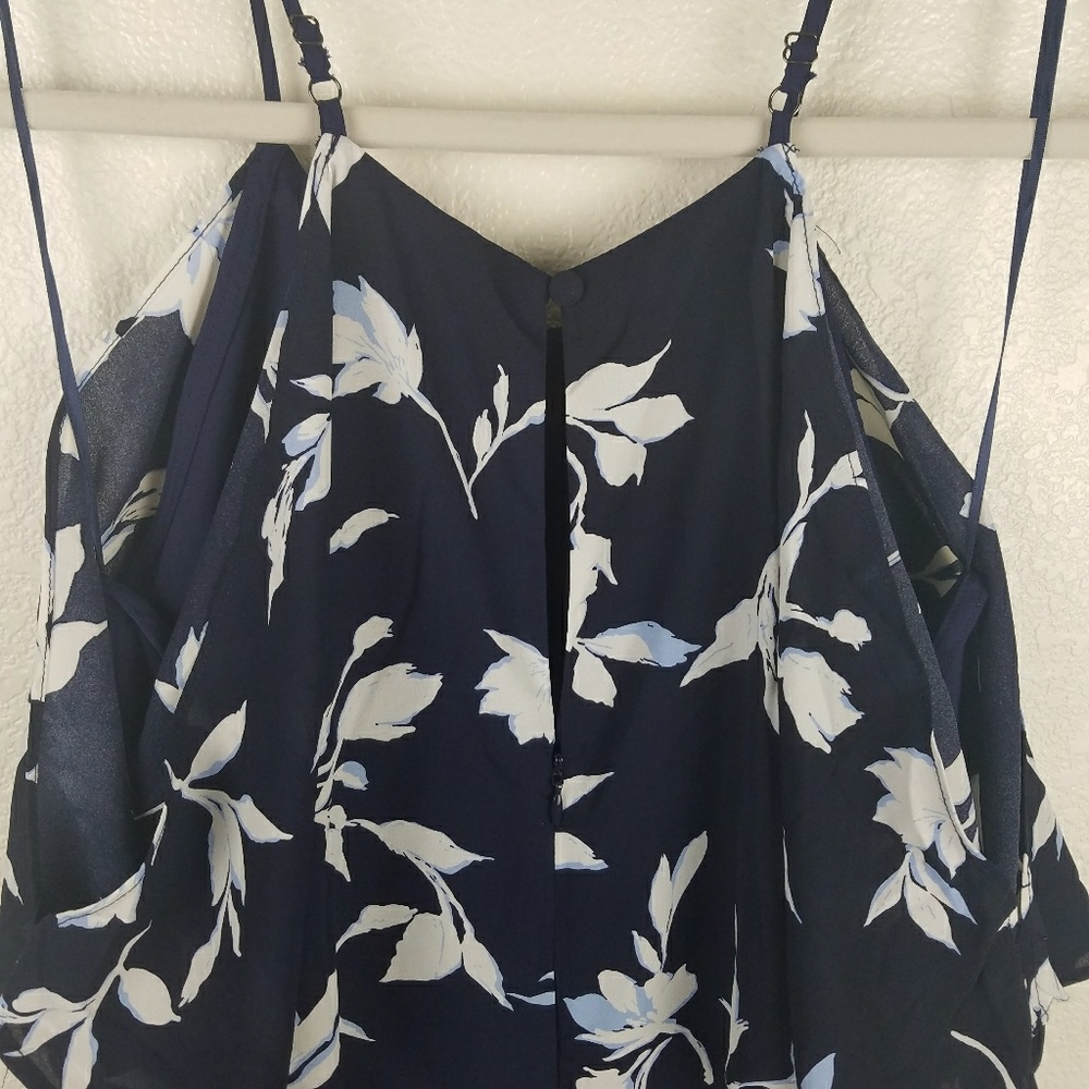 Adelyn Rae Cold Shoulder Floral Ruffle Dress SizeM - Picture 7 of 8